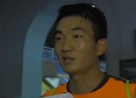 李阿姨急忙说：哎呀，你们。